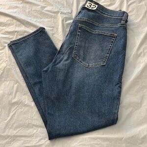 Women’s GAP true skinny High Rose Jeans. Size 32/14R. New with tags